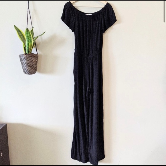 SALE! Charles Henry Shoulder Wide Leg Jumpsuit - Picture 2 of 3